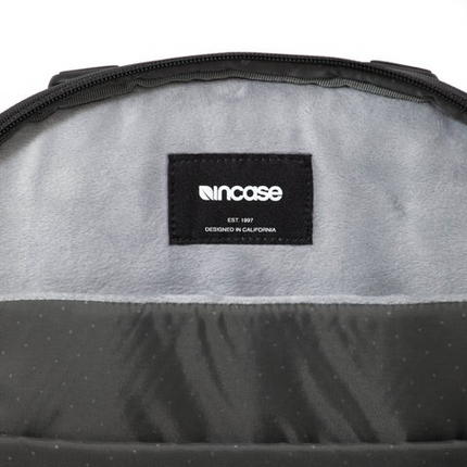 Incase Tracks 背包 25L - 黑色 (INBP100752-BLK)