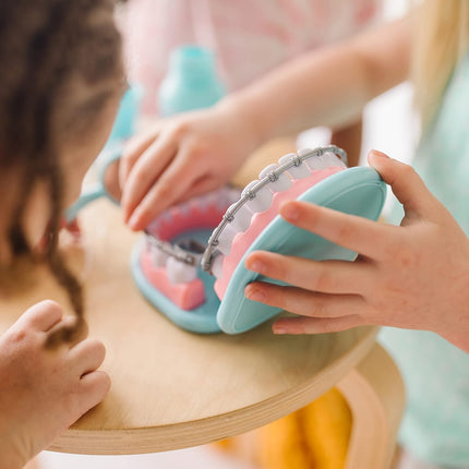 Melissa & Doug - Dentist Set