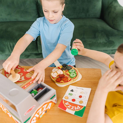 Melissa & Doug Top & Bake Pizza Counter