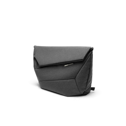 NIID – Radiant系列 R1 Hybrid 雙用Tote Bag Origami Charcoal 淺灰色 NID10354