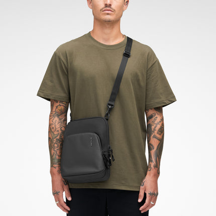 Incase A.R.C Crossbody Bag - Black #INCO400719-BLK