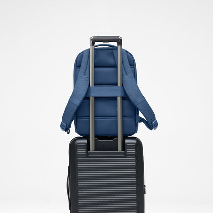Incase Crosstown Backpack with Woolenex 20L - Navy #INCO400801-NVY