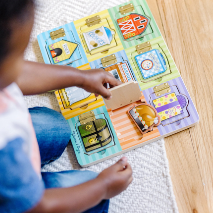 Melissa and Doug Magnetic Hide & Seek Board