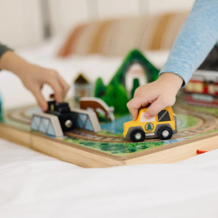 Melissa and Doug Take-Along Railroad (MD30140)