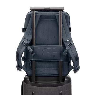 Incase A.R.C. 16"商務旅行電腦背包 可擴大25L-33L (旅行裝備) 藍色 INCO100682-NVY - BUYFRIENDLY
